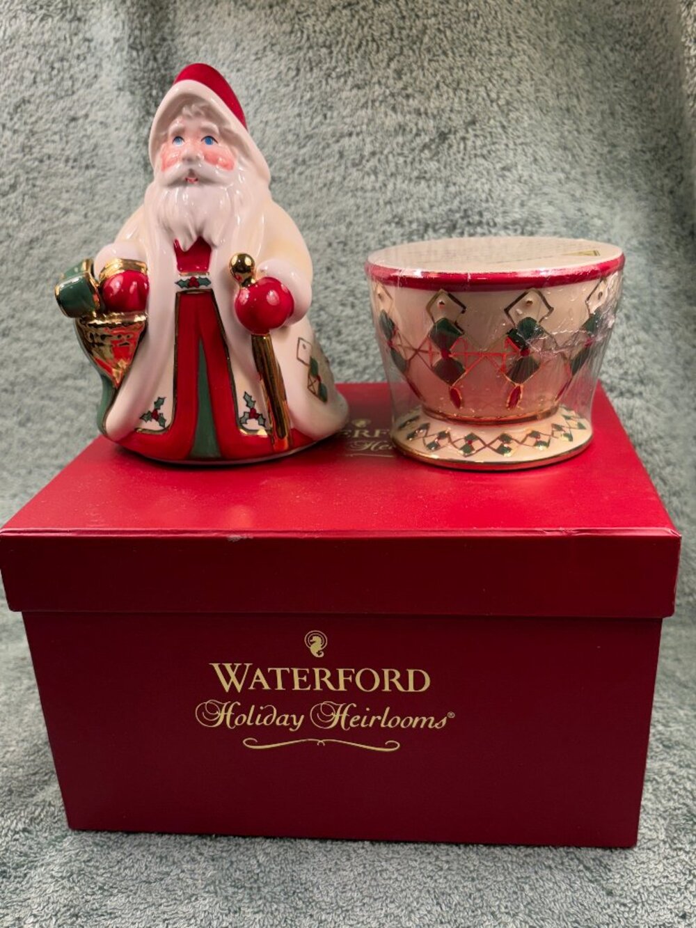 Waterford Holiday Heirlooms Jolly Santa Filled Candle Box Set NIB